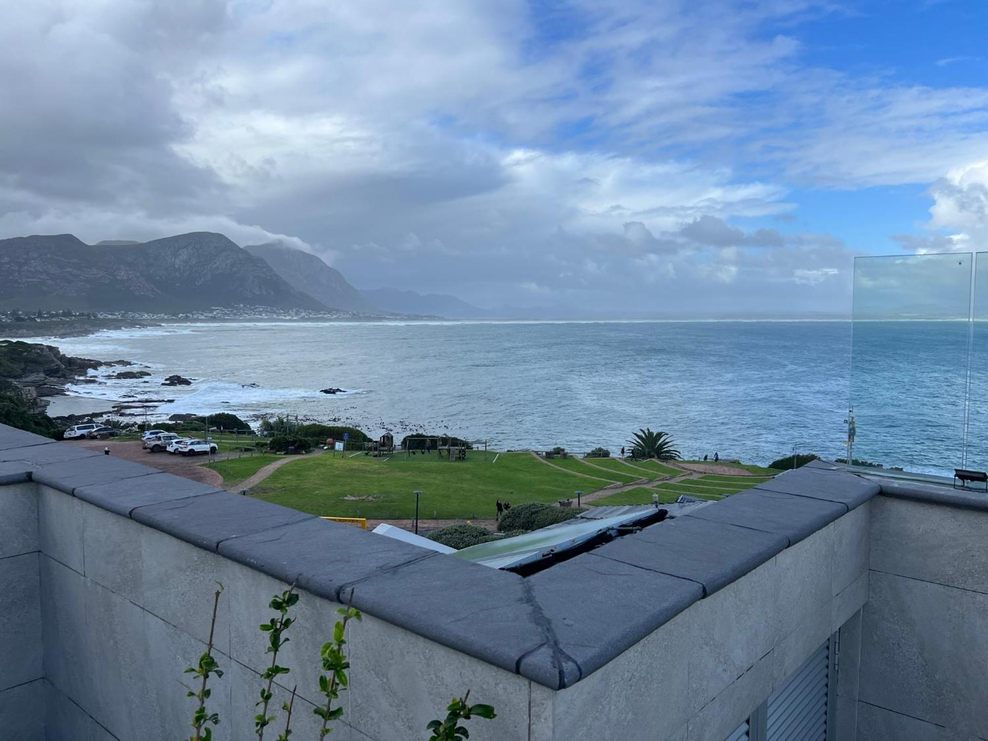 Hermanus Waterfront Apartment No 17 Ngoại thất bức ảnh